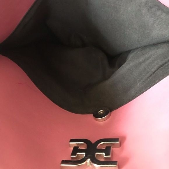 SAM EDELMAN Crossbody Cherry Blossom Adley Adjustable Strap NWOT Size 11” x 7.5” - Picture 3 of 8